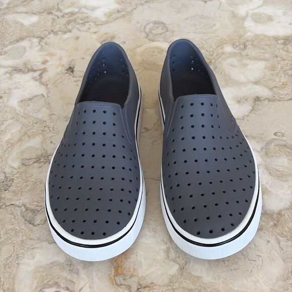 Native Shoes Unisex-Adult Miles Slip On Rubber Shoes Dublin Grey/Shell White - Picture 3 of 12